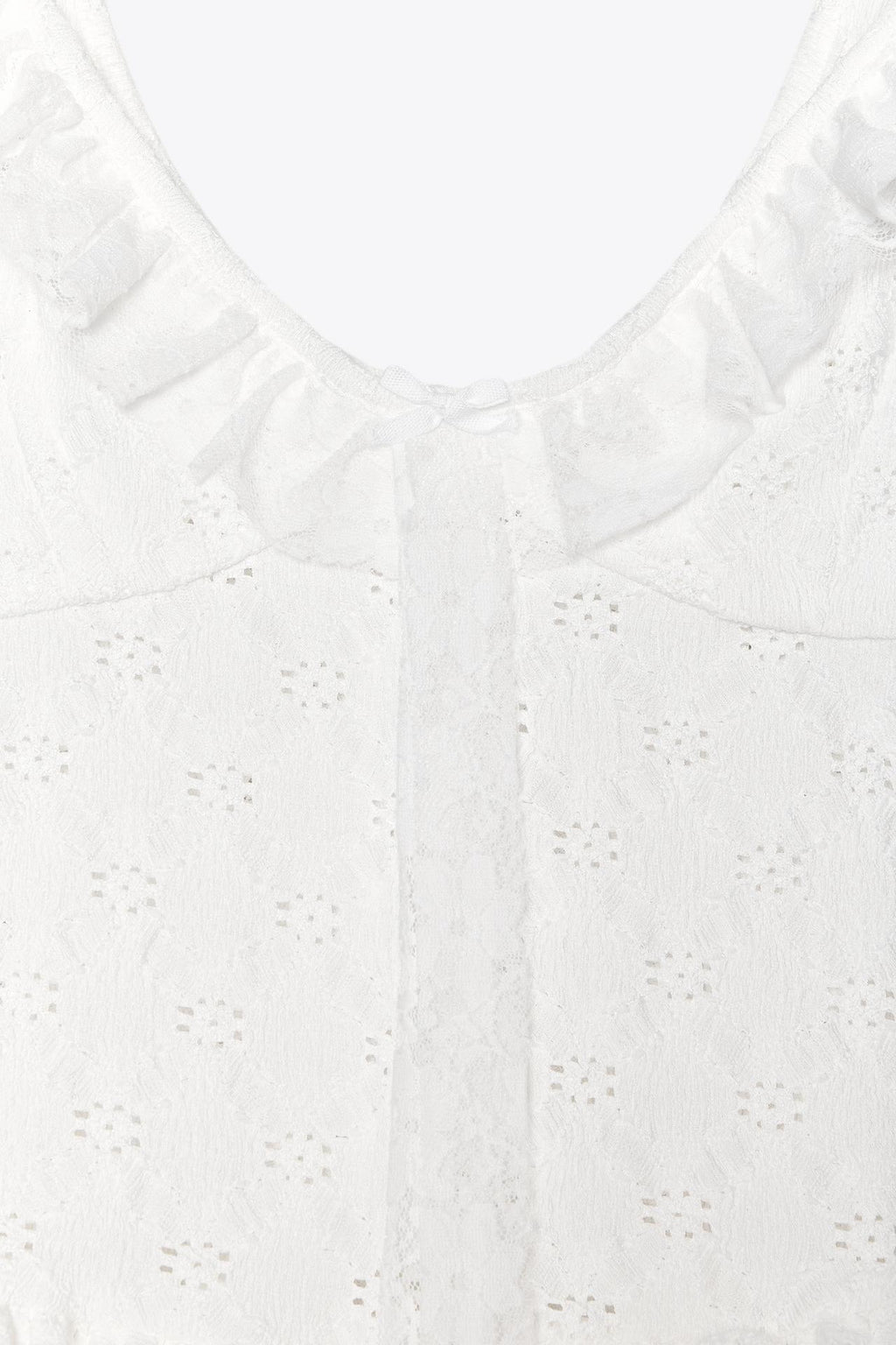 SPITZENTOP MIT RÜSCHEN WEISS