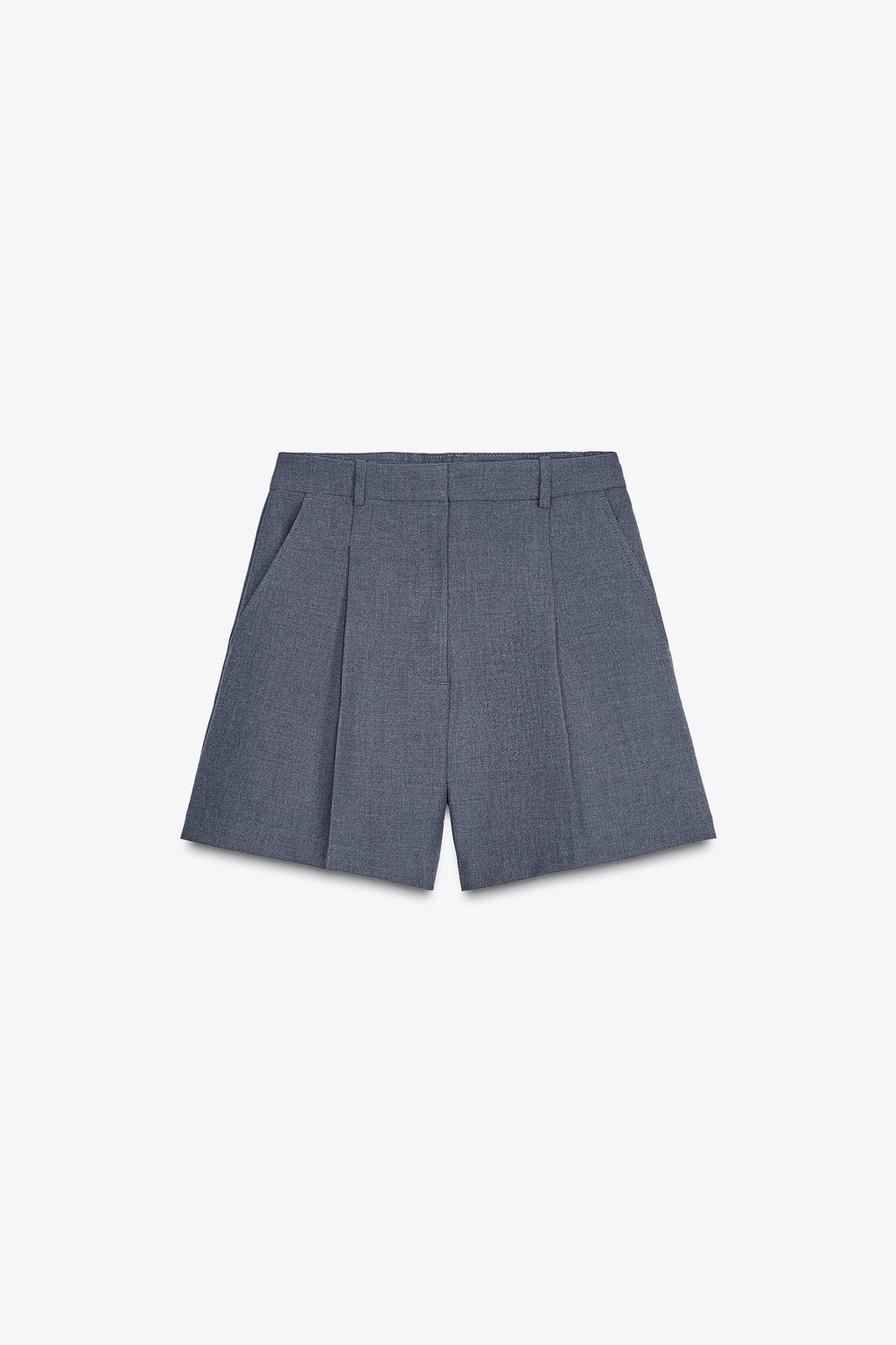 BERMUDA MIT FRONTFALTEN UND HOHER TAILLE