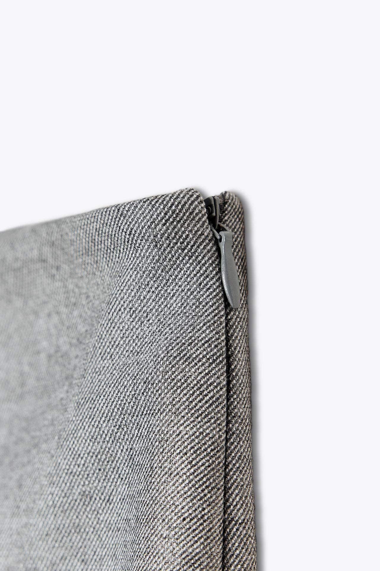 CROSSOVER-SKORT AUS STRUKTURSTOFF GRAU