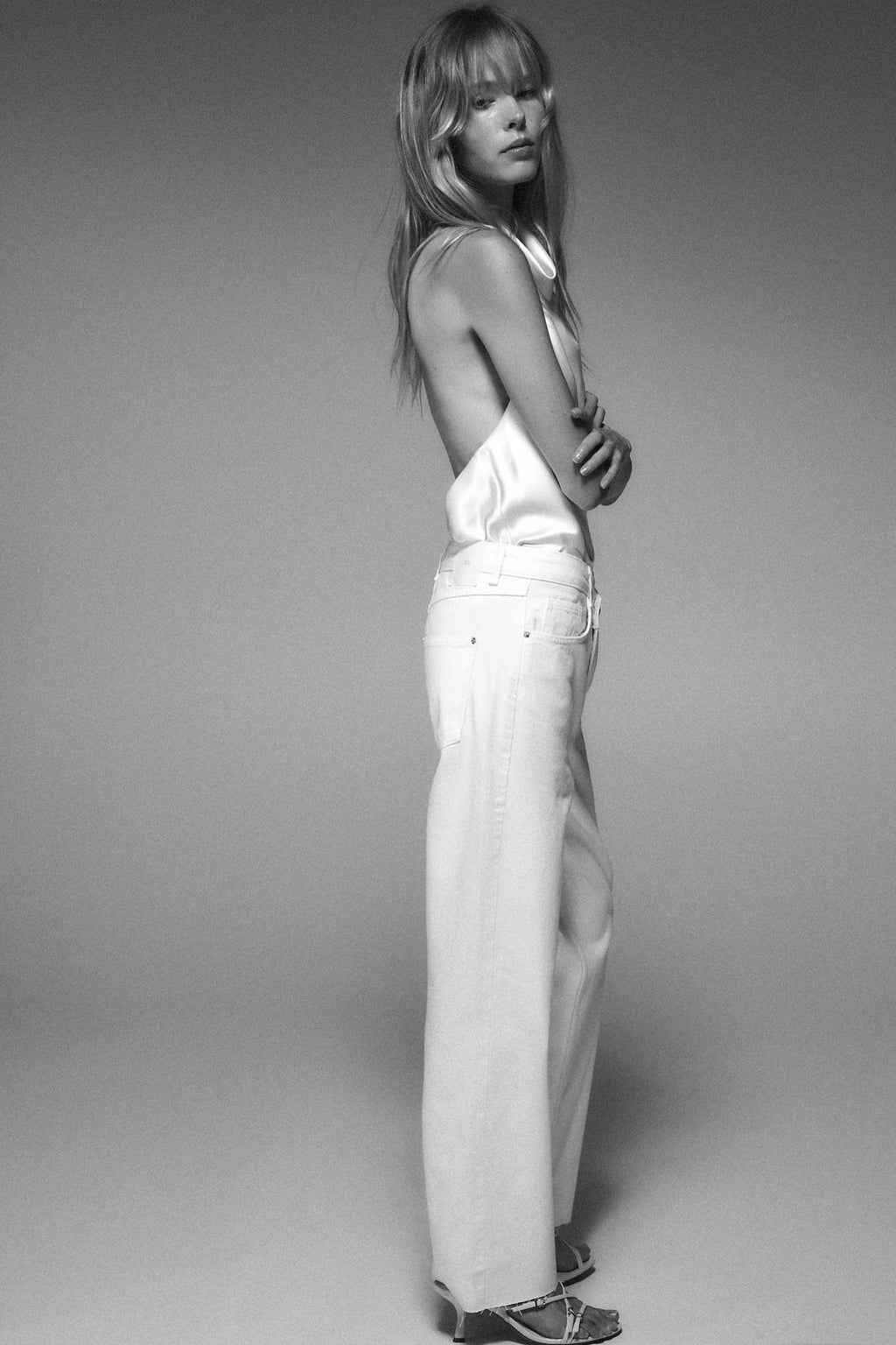 SATIN-HALTERTOP OFF-WHITE