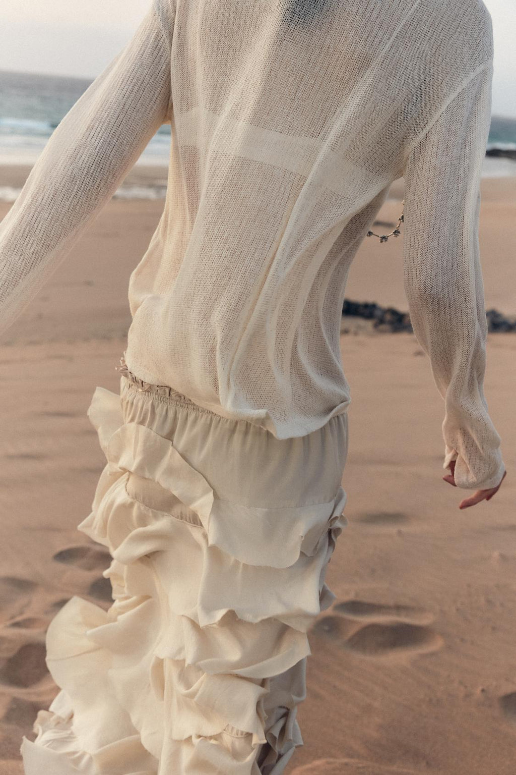 MIDI-ROCK MIT VOLANTS AUS VISKOSE-MIX BEIGE