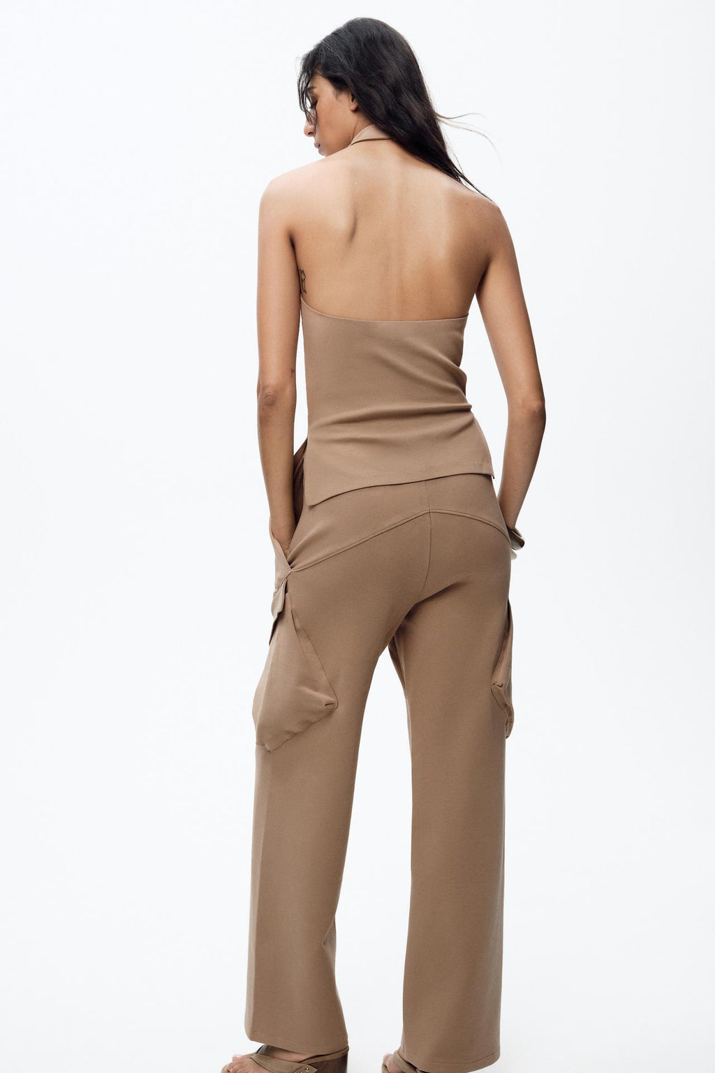 RELAXED CARGO PANTS IN TAUPE