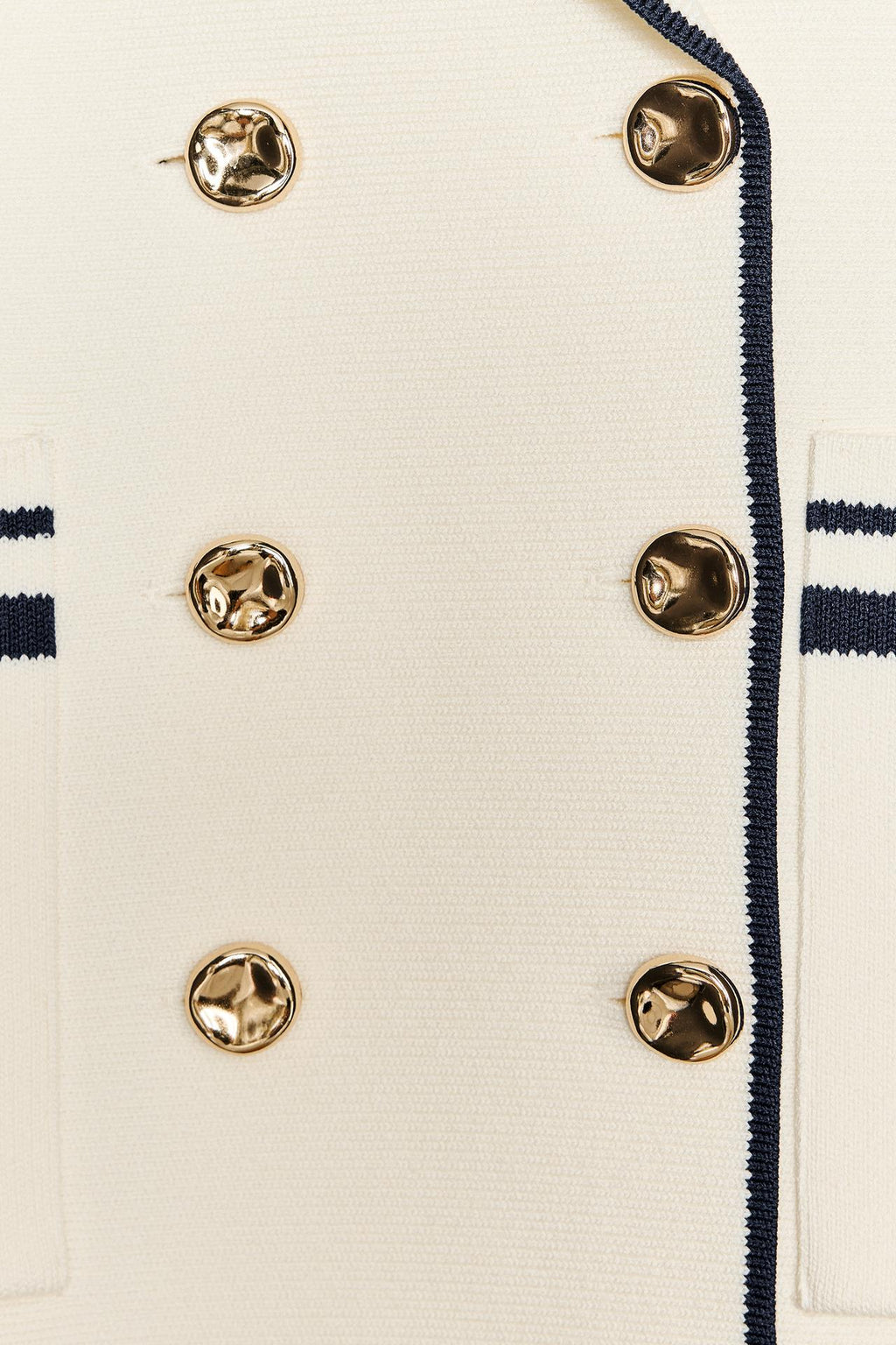 STRICKWESTE MIT GOLDKNÖPFEN ELFENBEIN