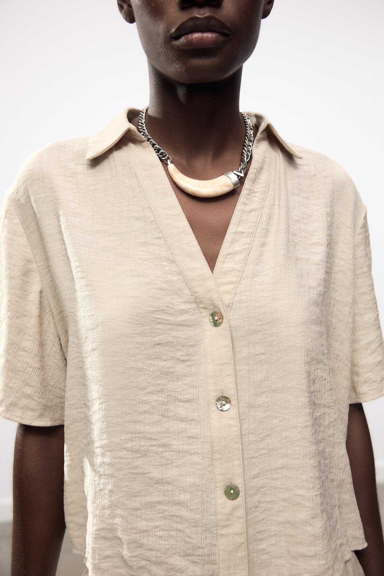 STRUKTURIERTES CROPPED HEMD BEIGE