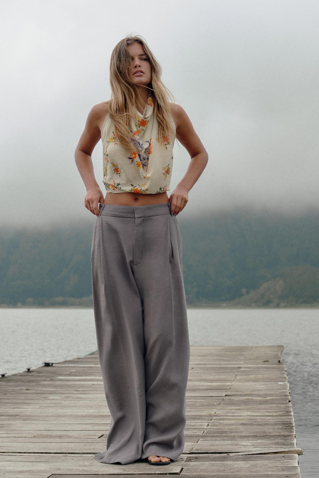 HOSE MIT DOPPELTEN BUND-FALTEN TAPETAS