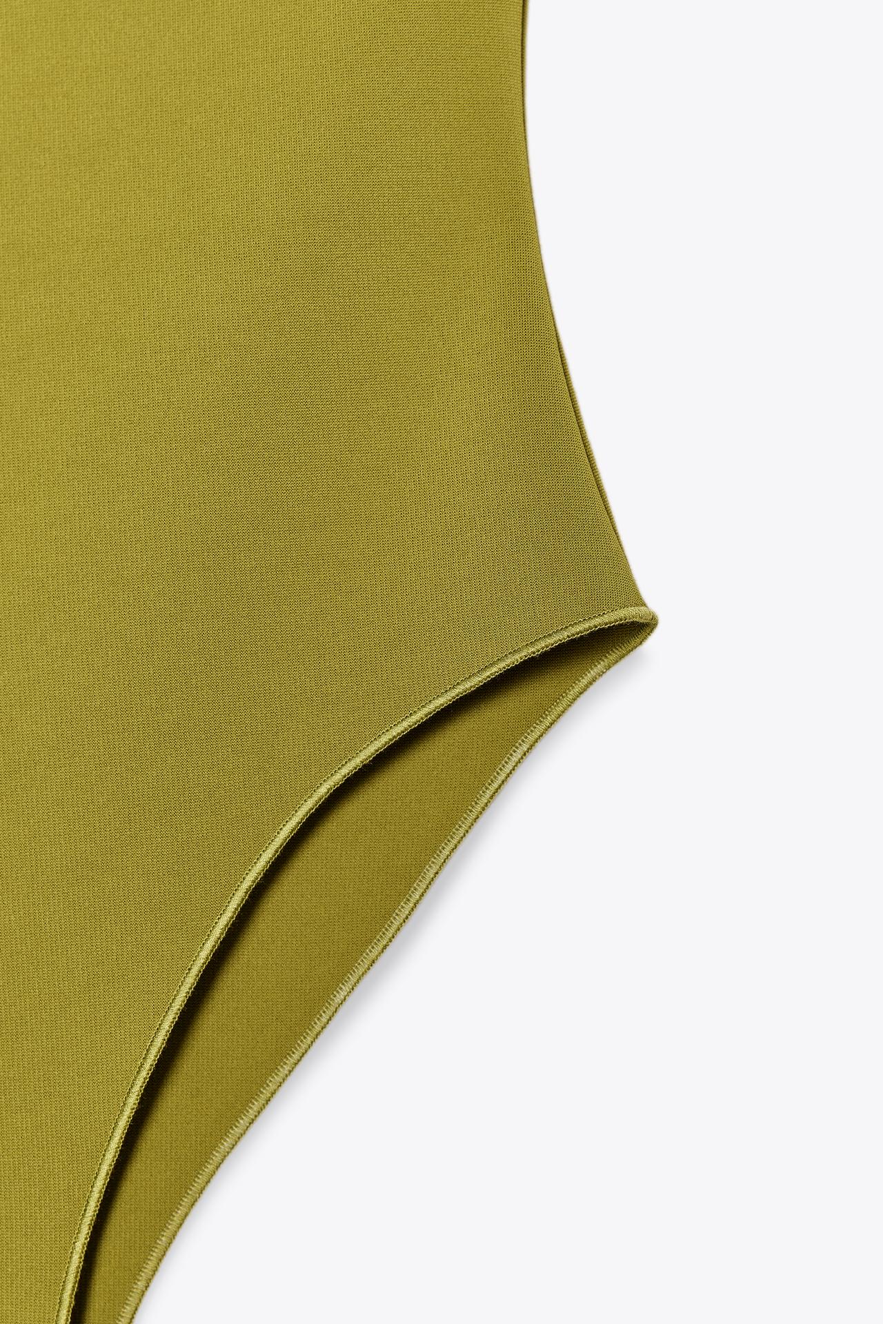 BANDEAU-BODY STRUKTUR LINIE