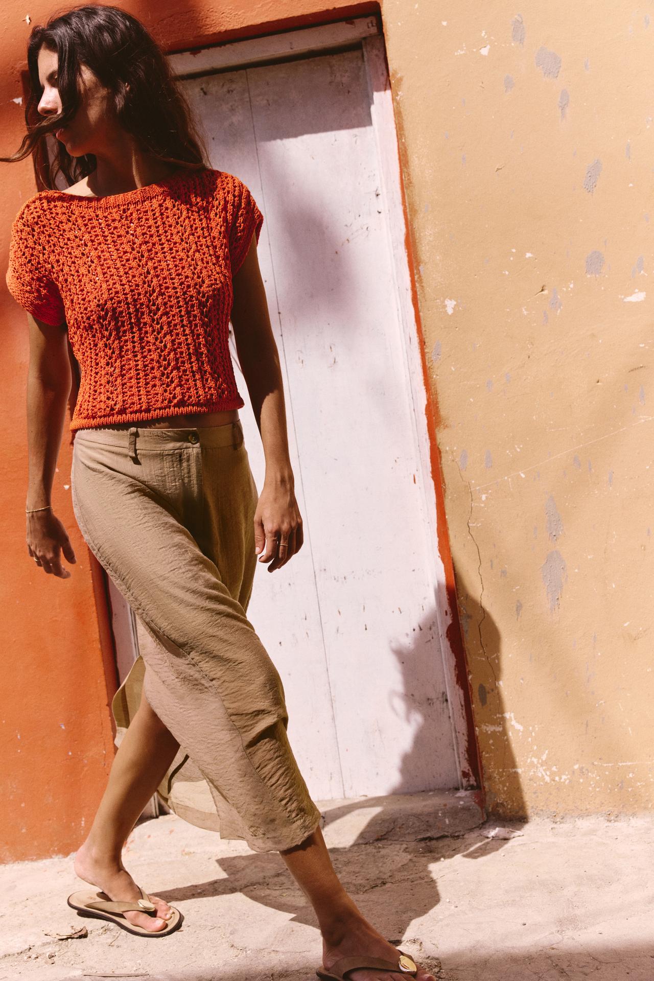 CROPPED LOCHSTRICK-TOP AURORA