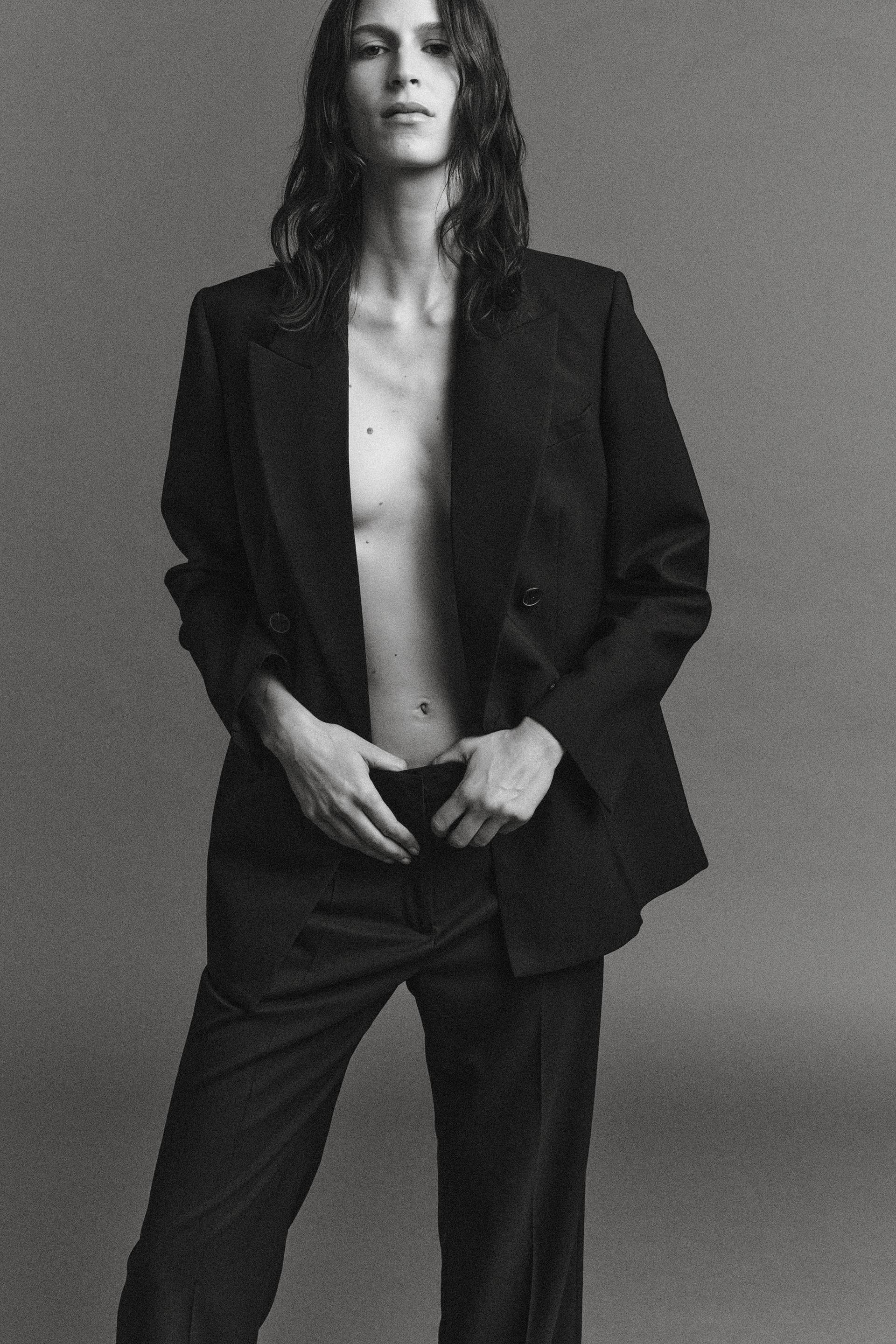 EZ COLLECTION HOSE AUS REINER WOLLE