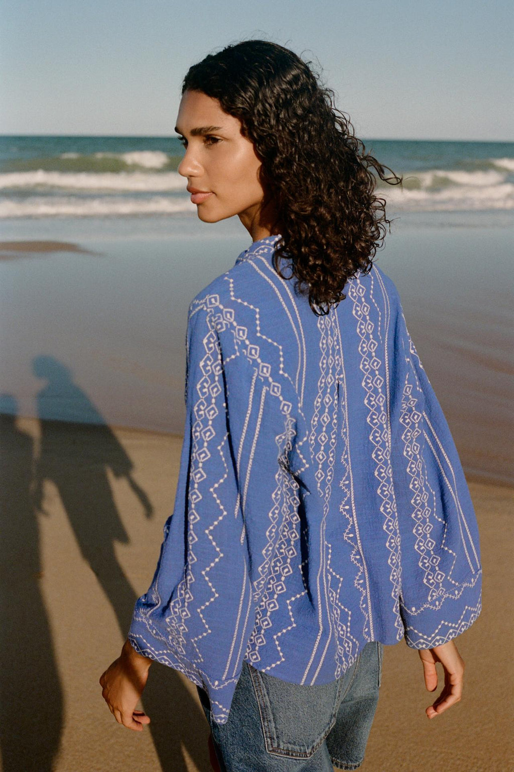 EMBROIDERED COTTON BLOUSE AZURBLAU