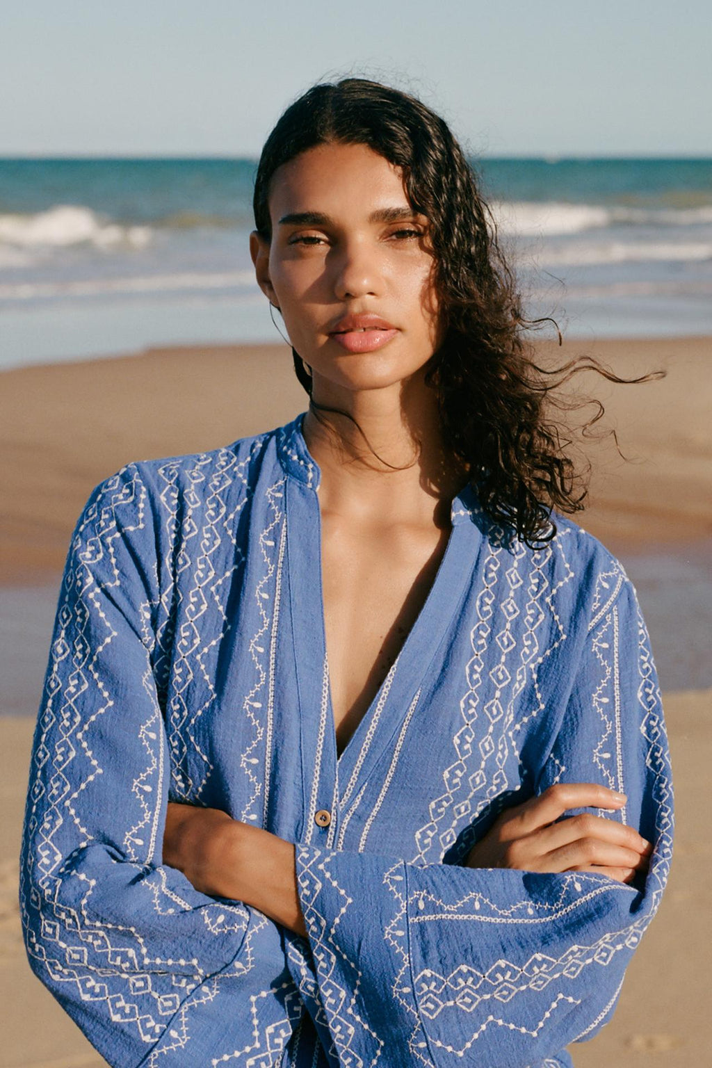 EMBROIDERED COTTON BLOUSE AZURBLAU