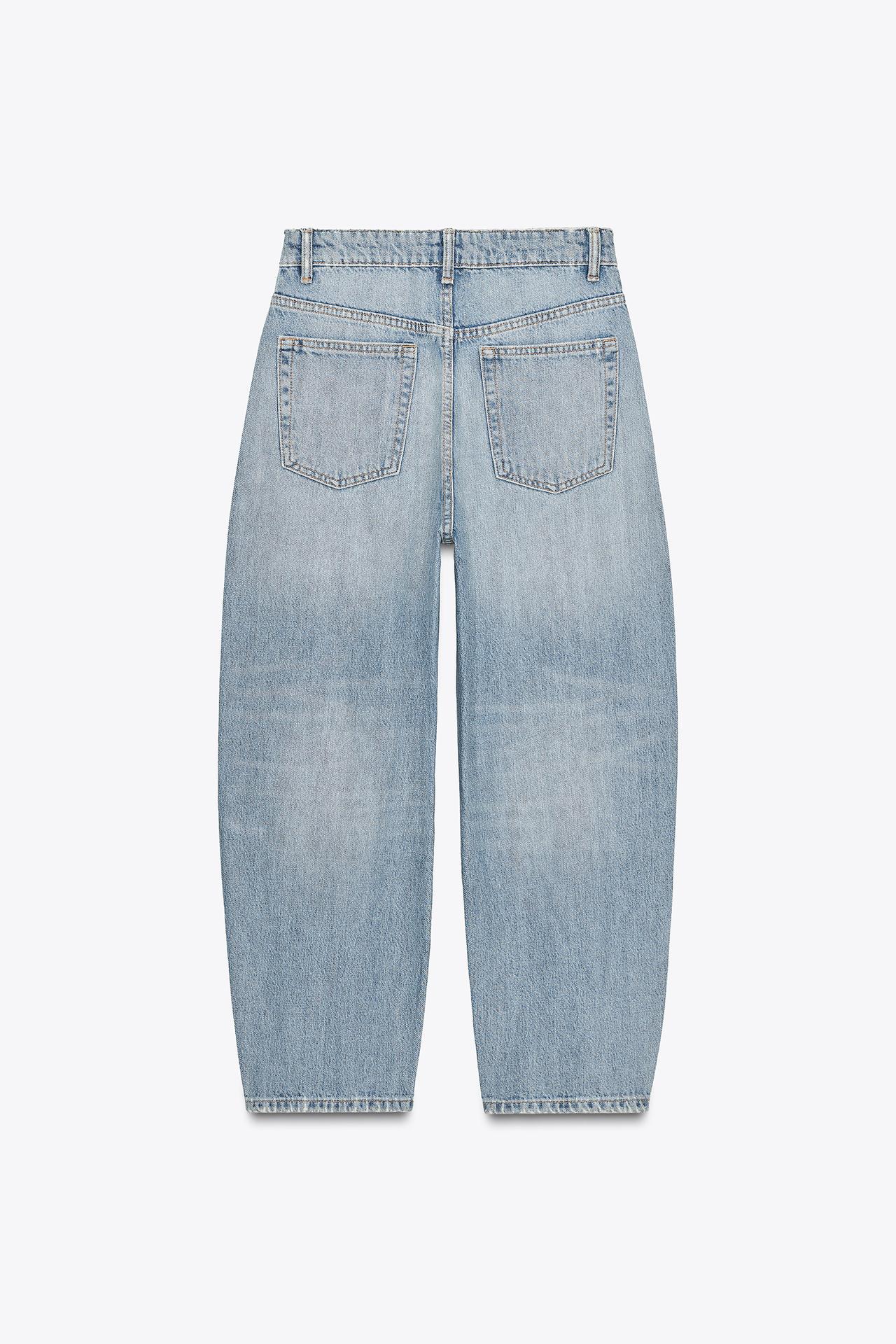 PREMIUM CARROT JEANS MIT MITTLERER TAILLE IN LIGHT BLUE