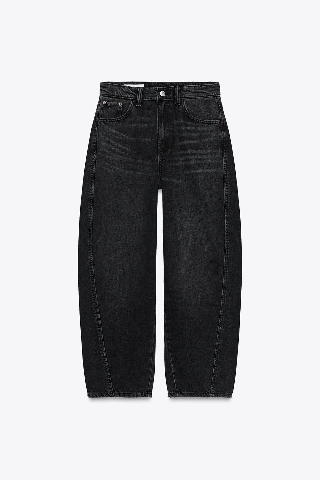 PREMIUM CARROT JEANS MIT MITTLERER TAILLE IN SCHWARZ