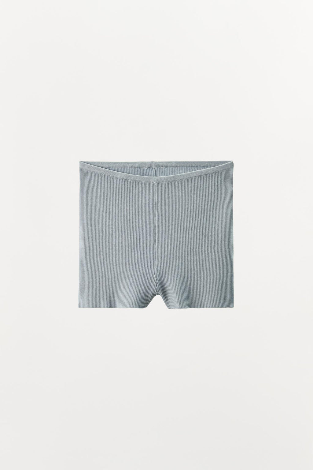 GERIPPTER STRICKSHORTS MIT HOHER TAILLE